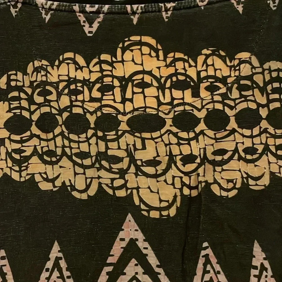 Cut-it-out 🖤 Men’s M tank top. Unique print. - Picture 7 of 9